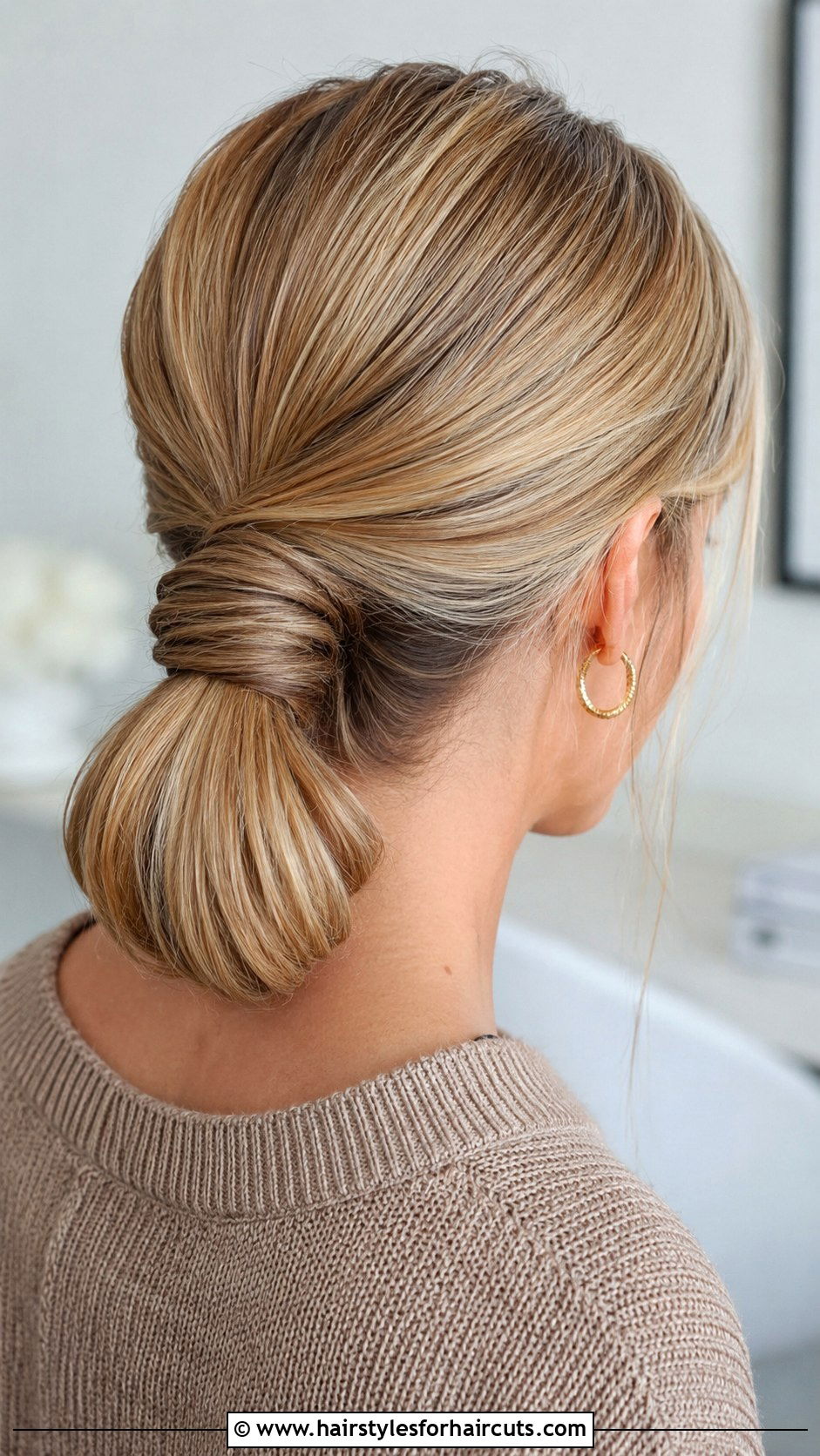 Tucked Ponytail For Thin Hair - 25 easy hairstyles for thin hair - 25 easy hairstyles for thin hair