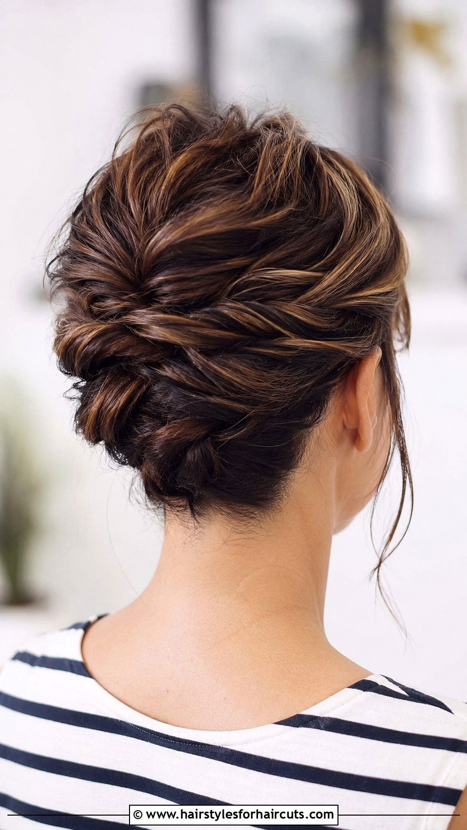 Twist And Pin Updo For Short Hair - 25 easy updo hairstyles for short hair - 25 easy updo hairstyles for short hair