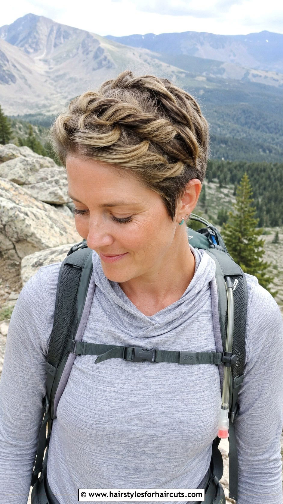 Twisted Crown Short Hair - 25 athletic sporty hairstyles for short hair - 25 athletic sporty hairstyles for short hair