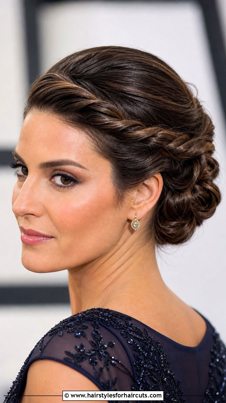 Twisted Crown Updo - 25 hairstyles for short natural hair 4c - 25 hairstyles for short natural hair 4c