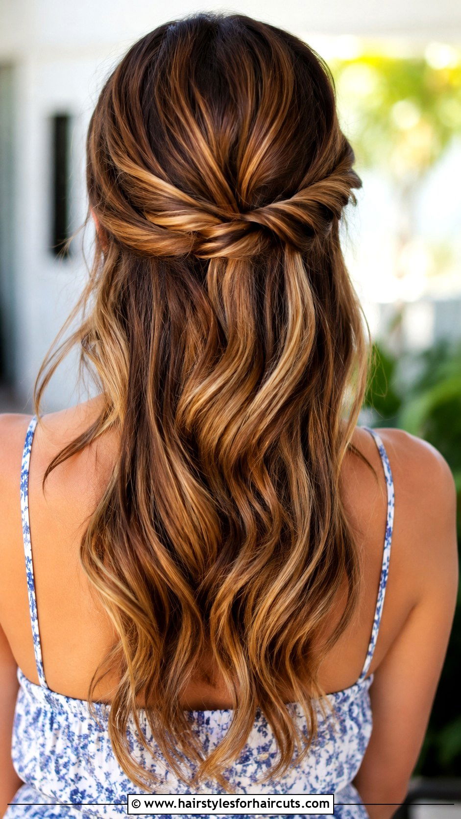 Twisted Half Up Hairstyle - 25 bride hairstyles for medium length hair - 25 bride hairstyles for medium length hair