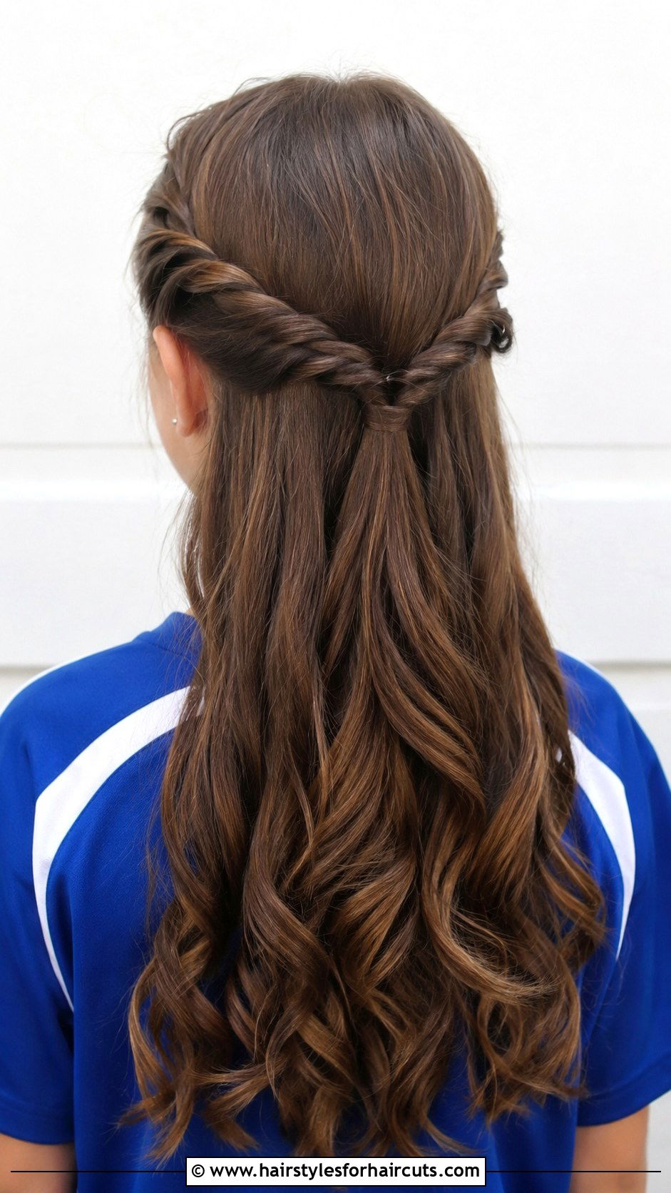 Twisted Half Up Half Down - 25 basketball hairstyles for girls - 25 basketball hairstyles for girls