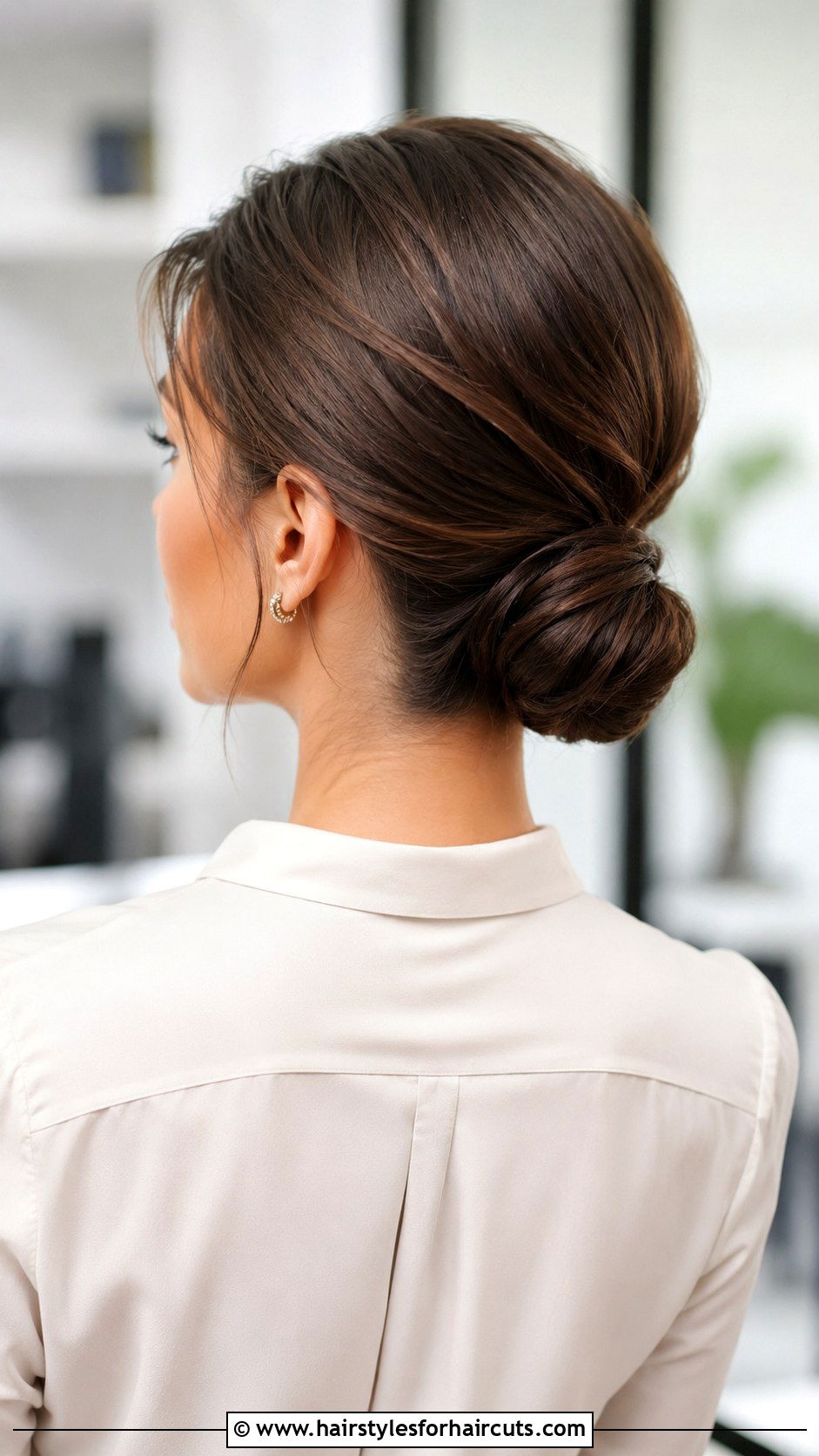 Twisted Half Updo For Medium Hair - 25 everyday hairstyles for medium hair - 25 everyday hairstyles for medium hair