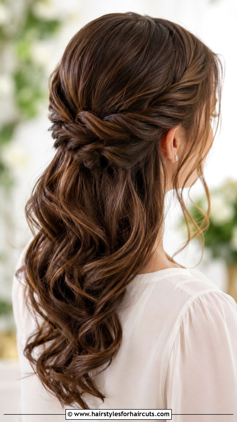 Twisted Half Updo Long Hair - 25 easy semi formal hairstyles for long hair - 25 easy semi formal hairstyles for long hair