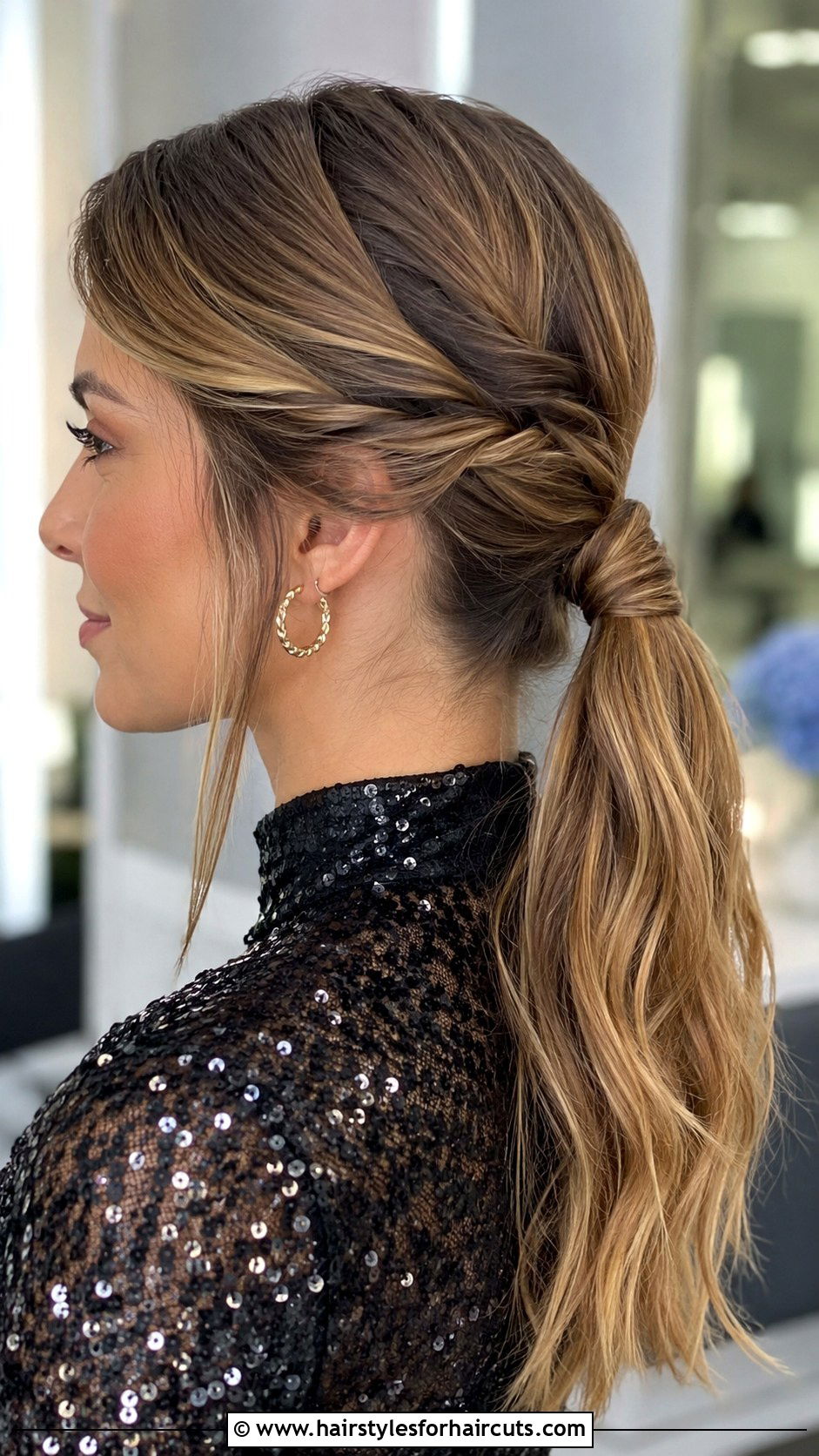 Twisted Low Ponytail - 25 evening hairstyles for shoulder length hair - 25 evening hairstyles for shoulder length hair