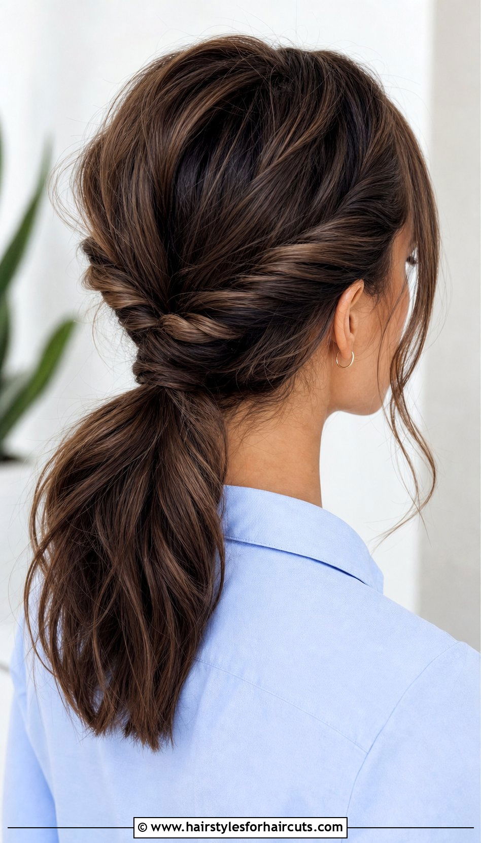 Twisted Low Ponytail - 25 work hairstyles for long hair - 25 work hairstyles for long hair