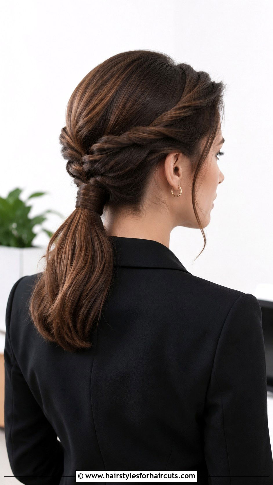 Twisted Low Ponytail Shoulder Length Hair - 25 beginner easy hairstyles for shoulder length hair - 25 beginner easy hairstyles for shoulder length hair