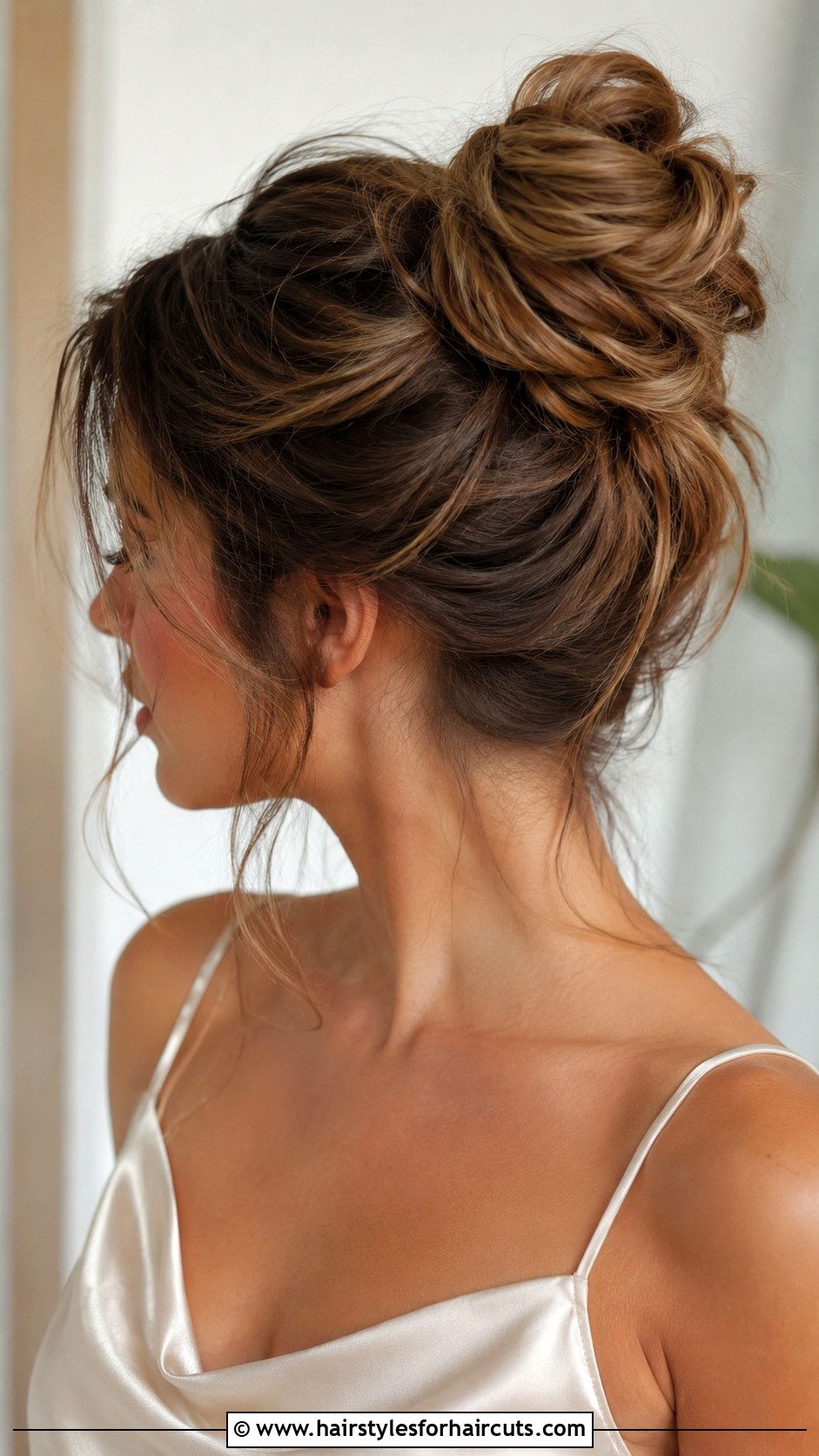 Twisted Messy Bun - 25 messy bun hairstyles - 25 messy bun hairstyles