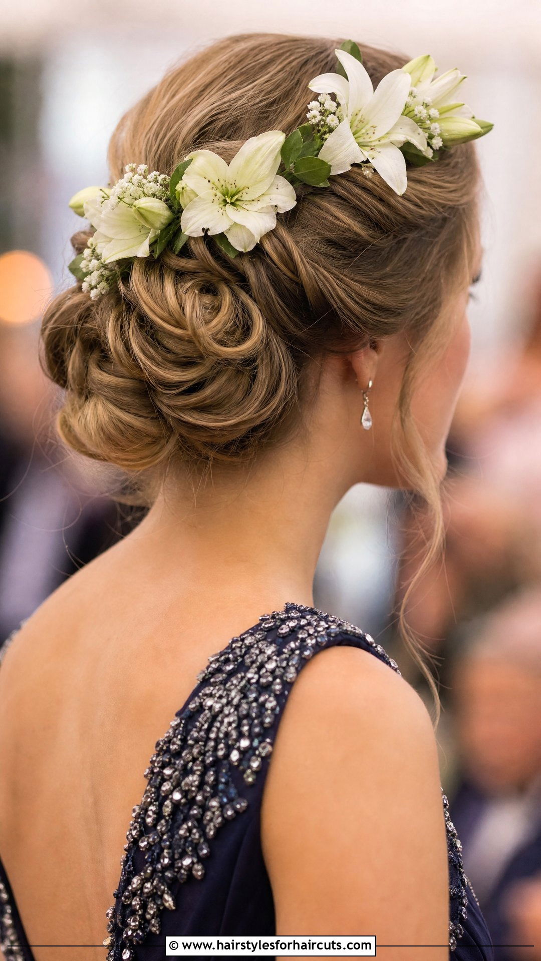 Twisted Updo Flower Crown - 25 flower crown hairstyles for long hair - 25 flower crown hairstyles for long hair