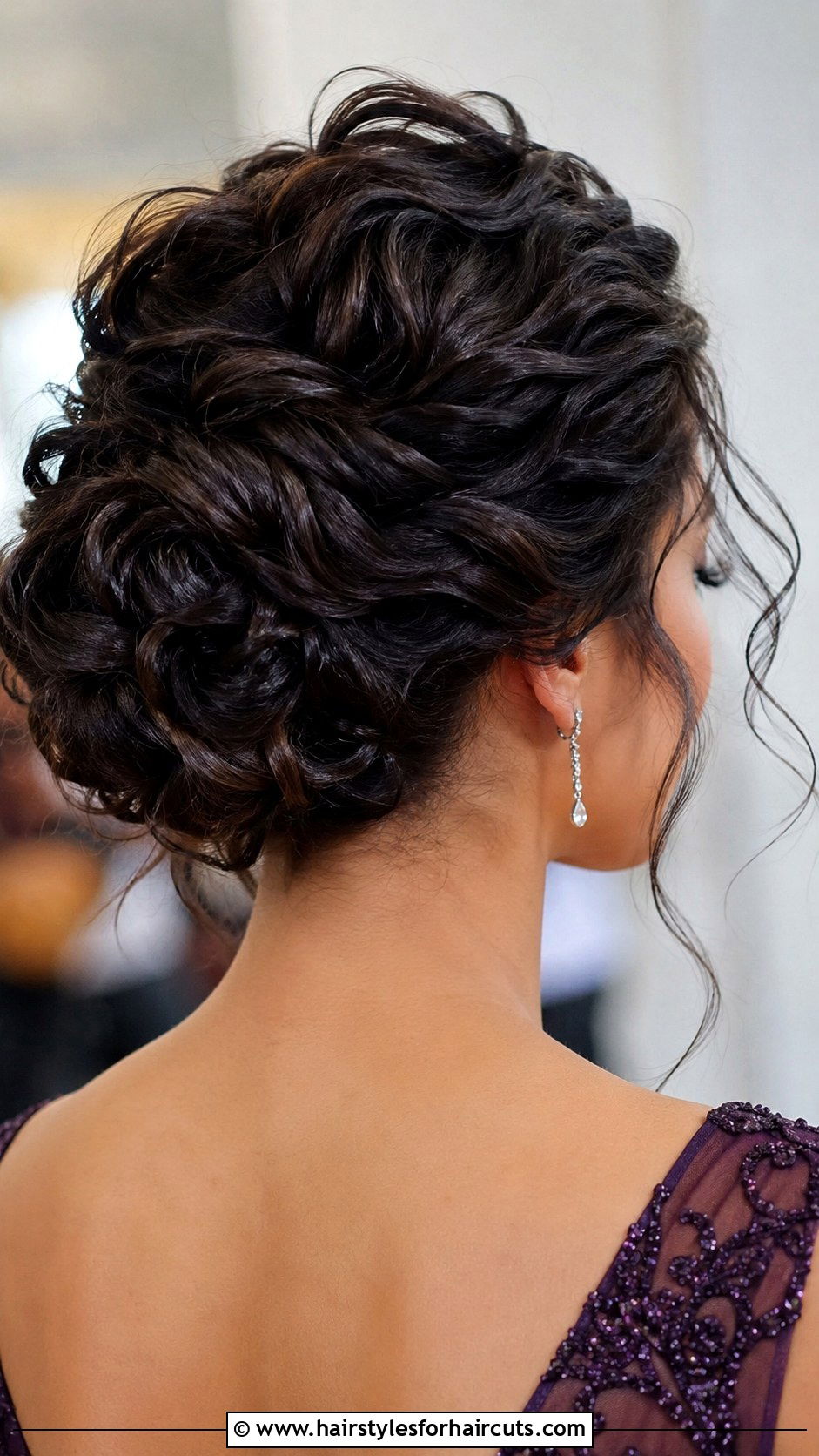 Twisted Updo For Curly Hair - 25 concert hairstyles for curly hair - 25 concert hairstyles for curly hair