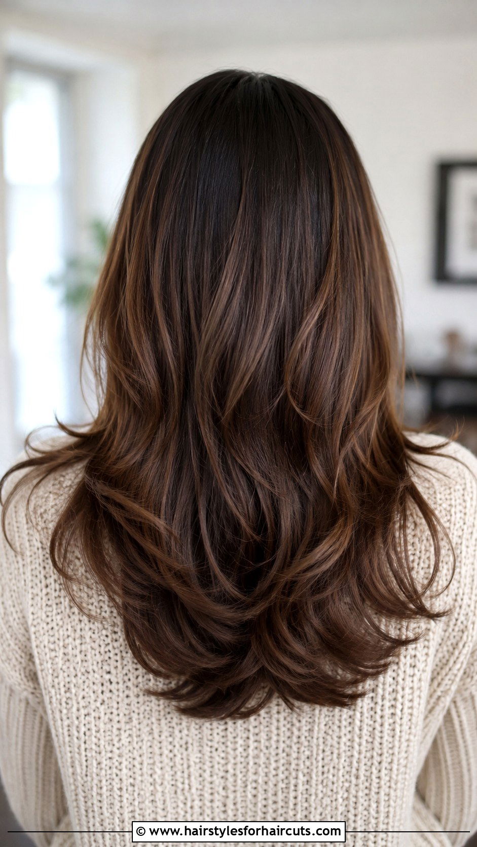 U Shaped Haircut - 25 womens haircuts for thick wavy hair - 25 womens haircuts for thick wavy hair