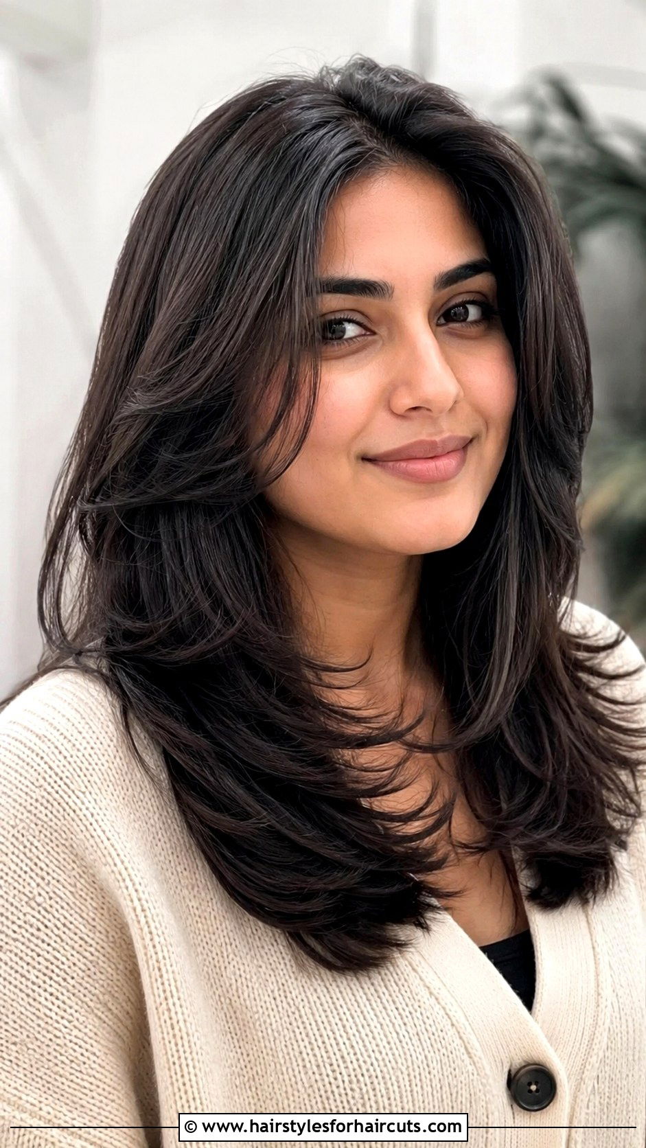 U Shaped Haircut With Layers - 25 body haircuts - 25 body haircuts