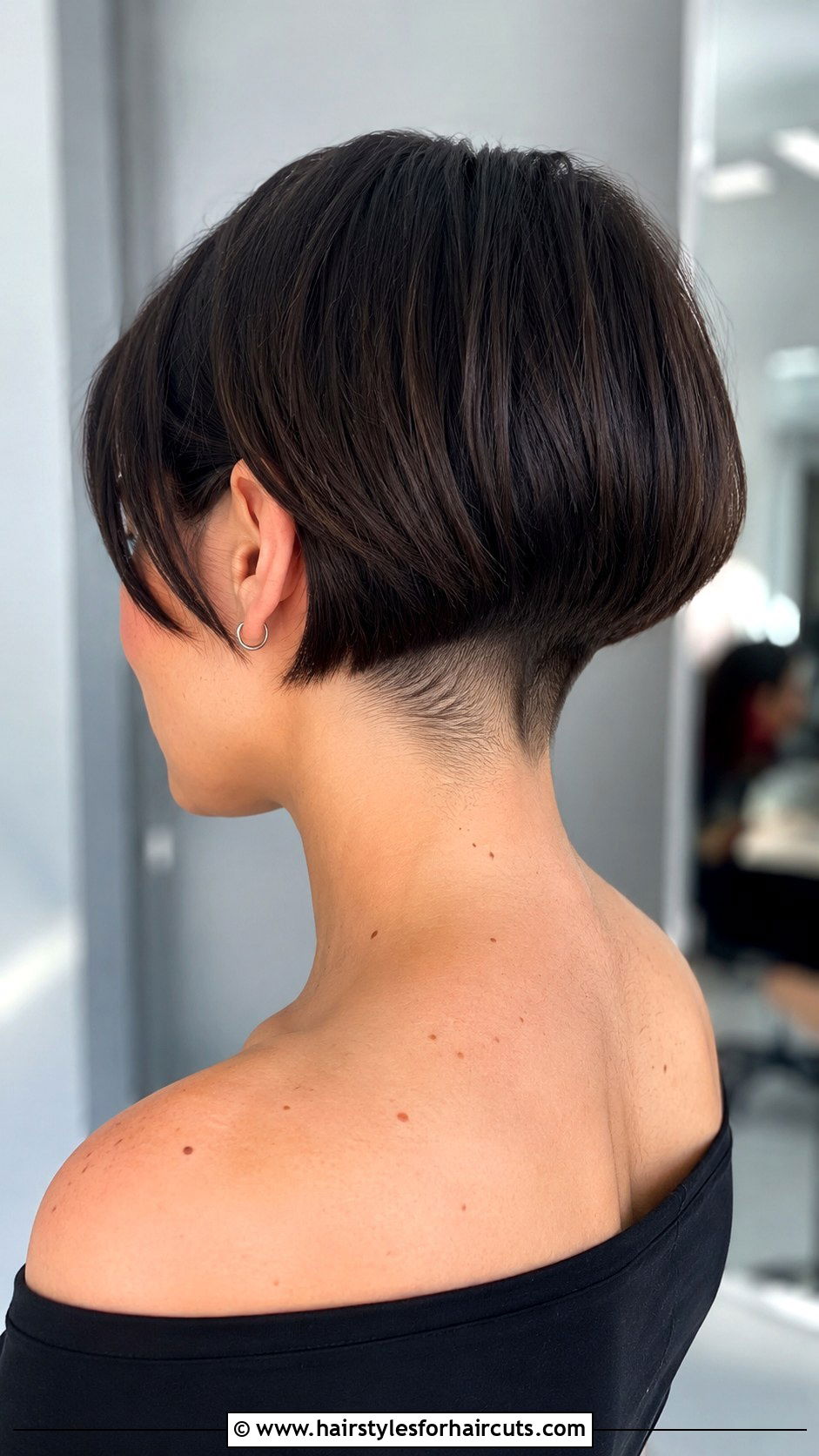 Undercut Bob - 25 haircuts in my area - 25 haircuts in my area