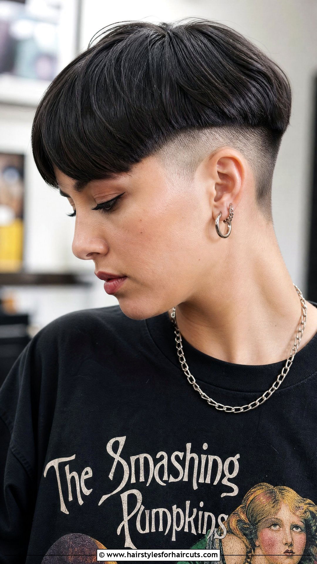 Undercut Bowl Helmet Haircut - 25 helmet haircuts - 25 helmet haircuts