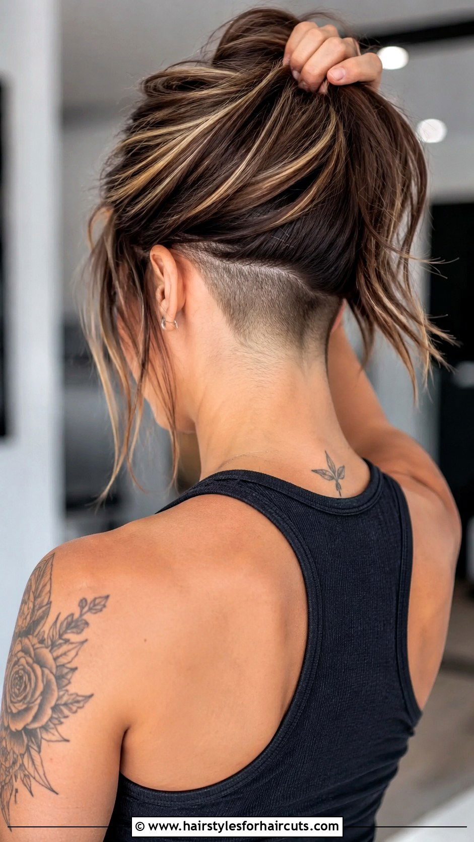 Undercut Long Hair - 25 haircuts places for women - 25 haircuts places for women