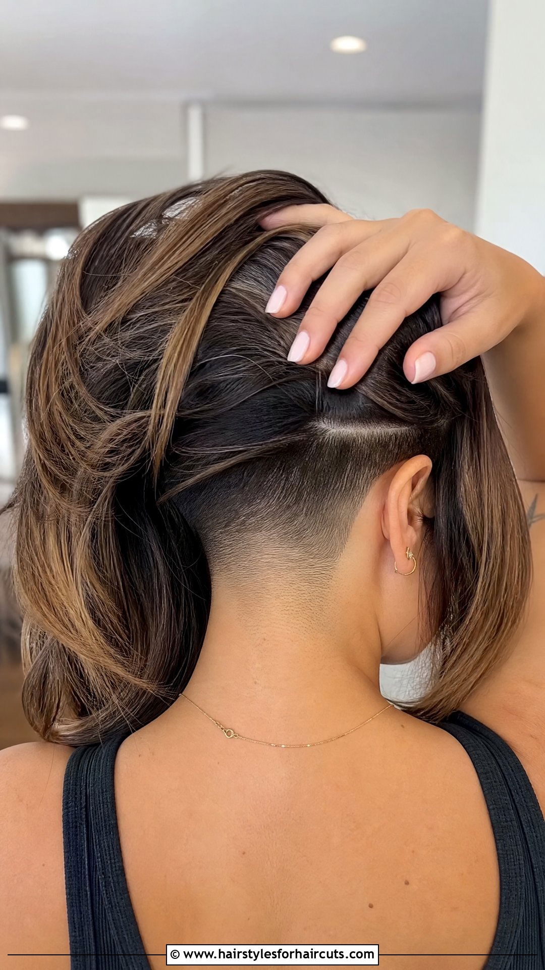 Undercut Medium Hair - 25 edgy hairstyles for medium hair - 25 edgy hairstyles for medium hair