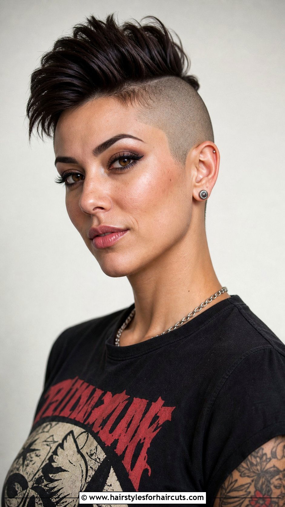 Undercut Mohawk Haircut - 25 haircuts undercut - 25 haircuts undercut