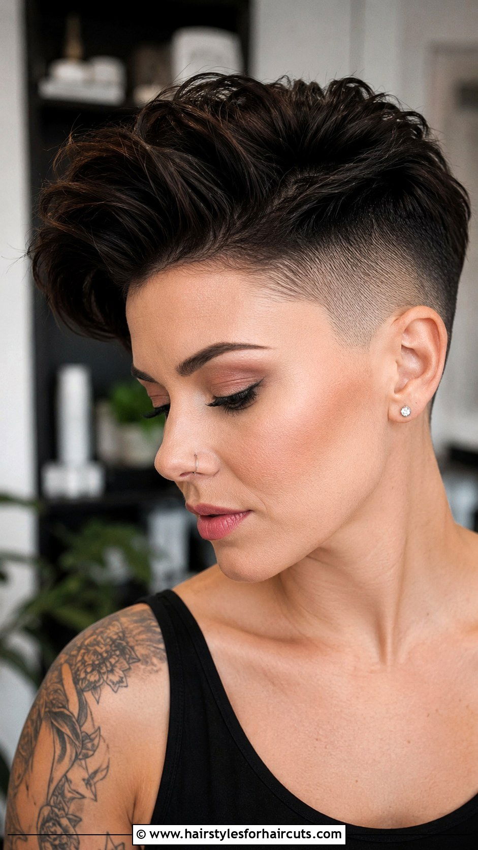 Undercut Pixie Haircut - 25 cool haircuts for thin hair - 25 cool haircuts for thin hair