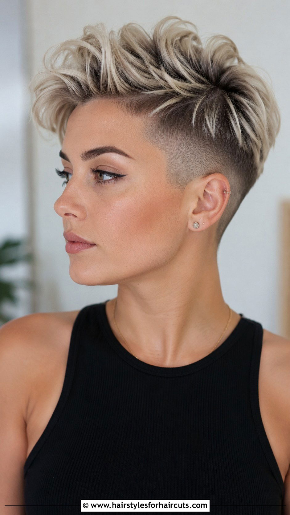 Undercut Pixie Haircut - 25 mom haircuts - 25 mom haircuts