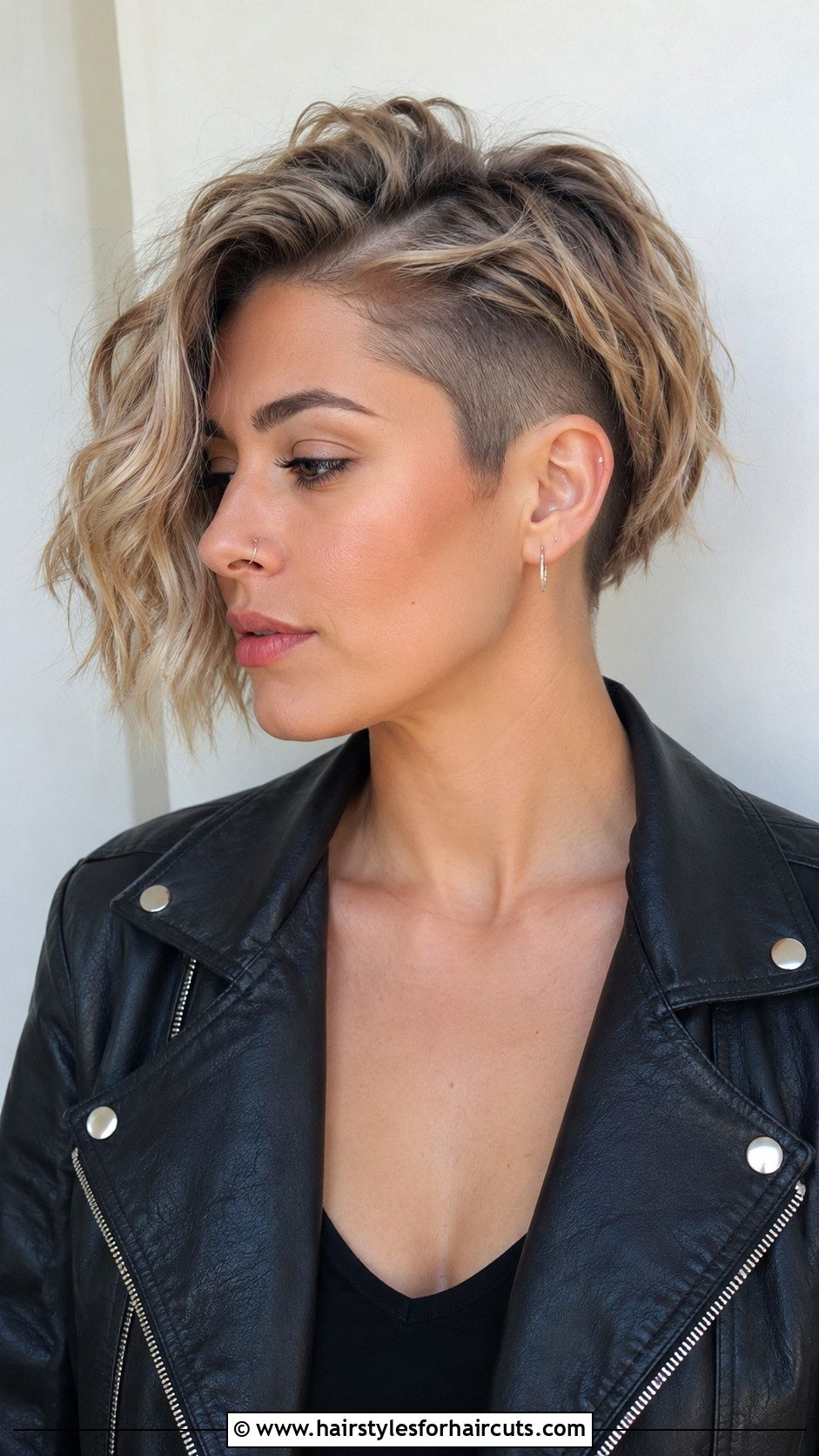 Undercut Short Beach Waves - 25 beach waves hairstyles short hair - 25 beach waves hairstyles short hair