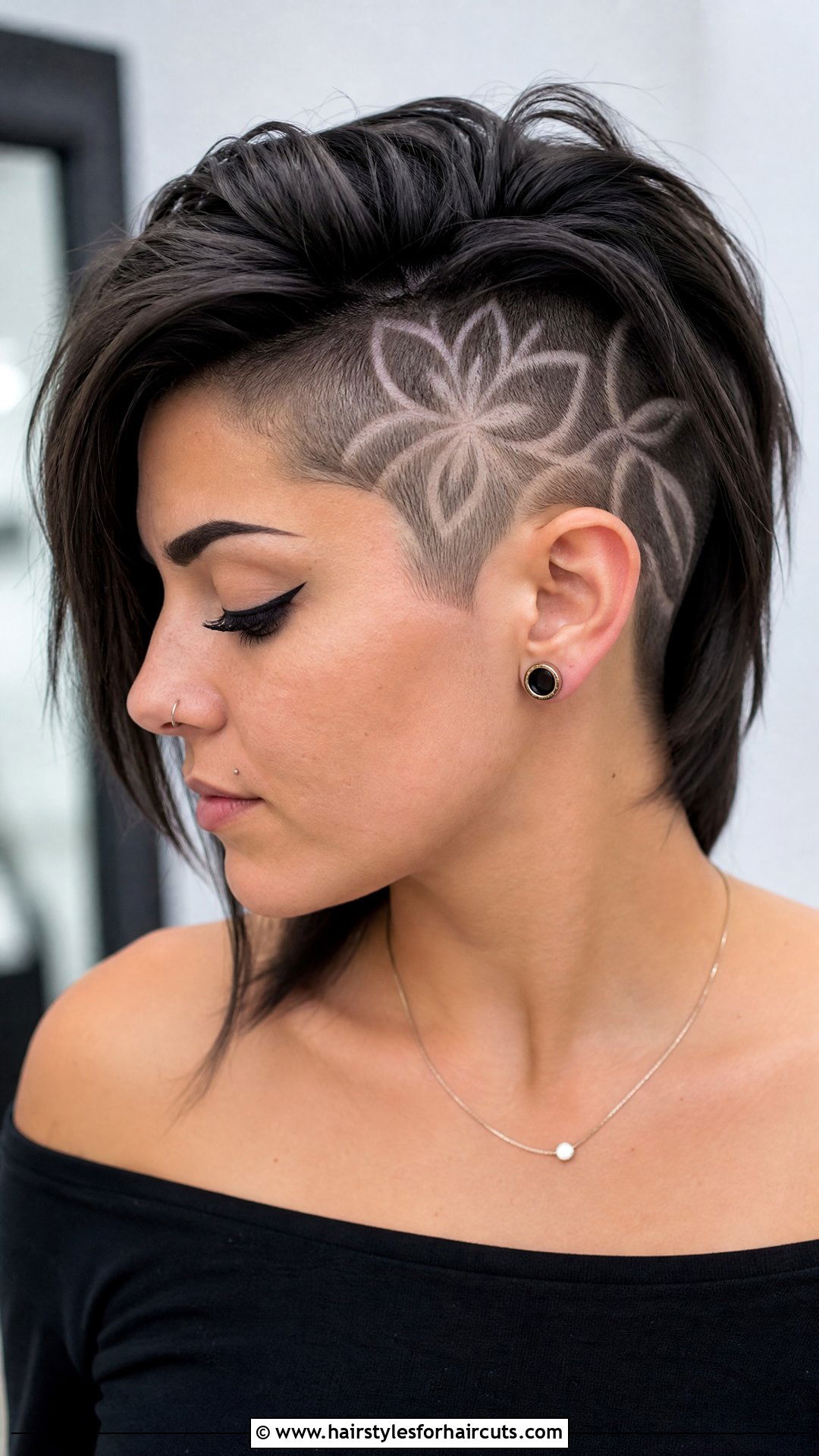 Undercut With Patterns - 25 undercut hairstyles for women - 25 undercut hairstyles for women