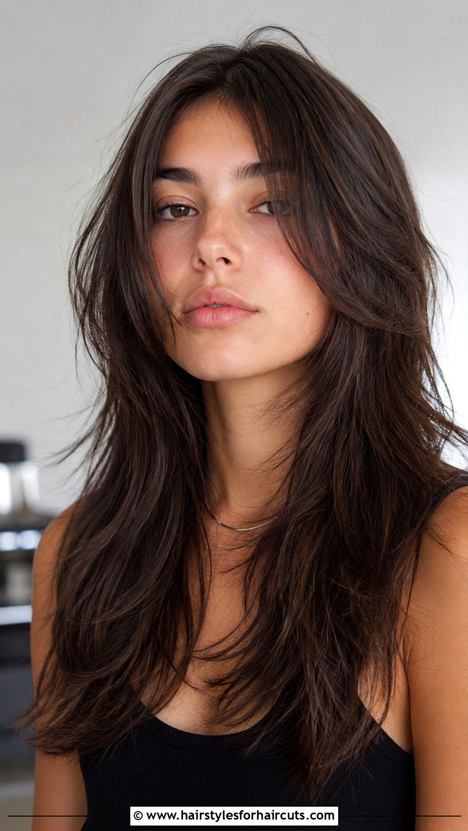 Undone Long Butterfly Haircut - 25 butterfly haircuts with long hair - 25 butterfly haircuts with long hair