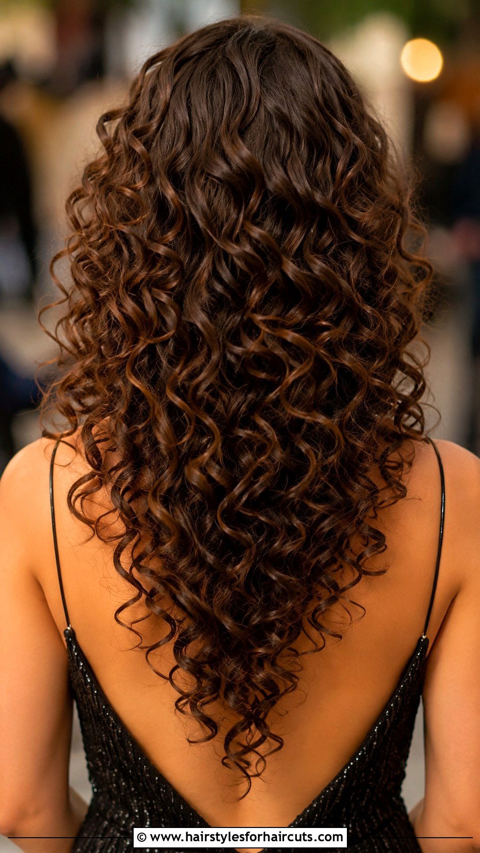 V Cut Curly Hair - 25 curly hair haircuts for women - 25 curly hair haircuts for women