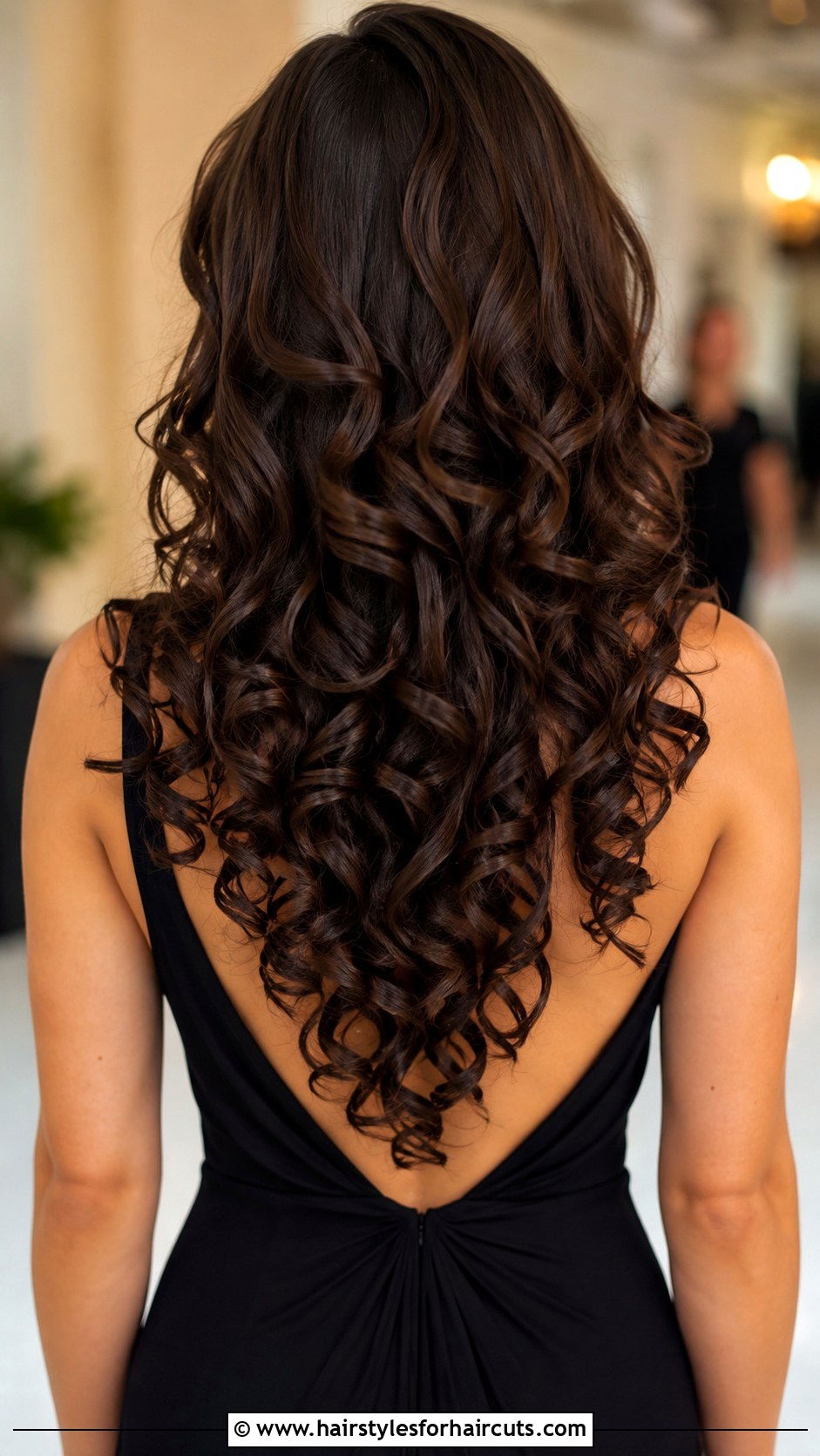V Cut Long Curly Hair - 25 haircuts and styles for long curly hair - 25 haircuts and styles for long curly hair