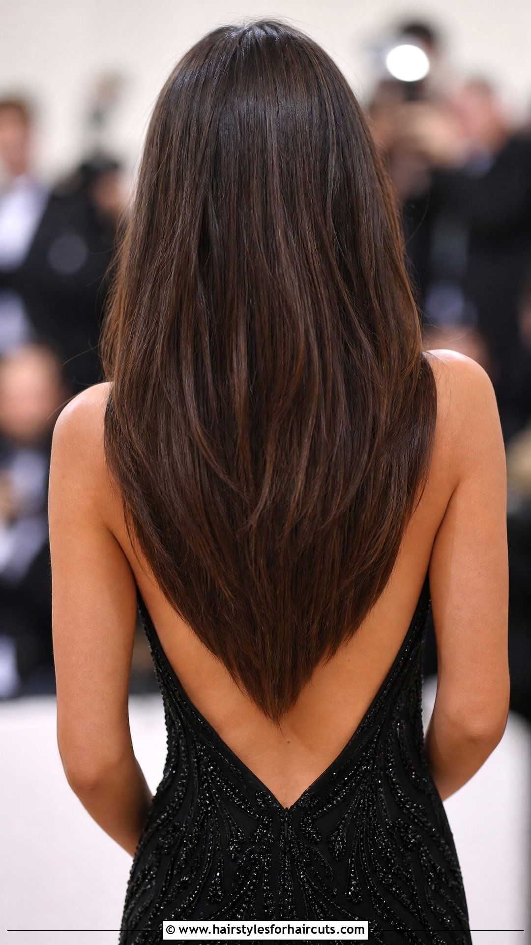 V Cut Long Hair - 25 haircuts pro - 25 haircuts pro