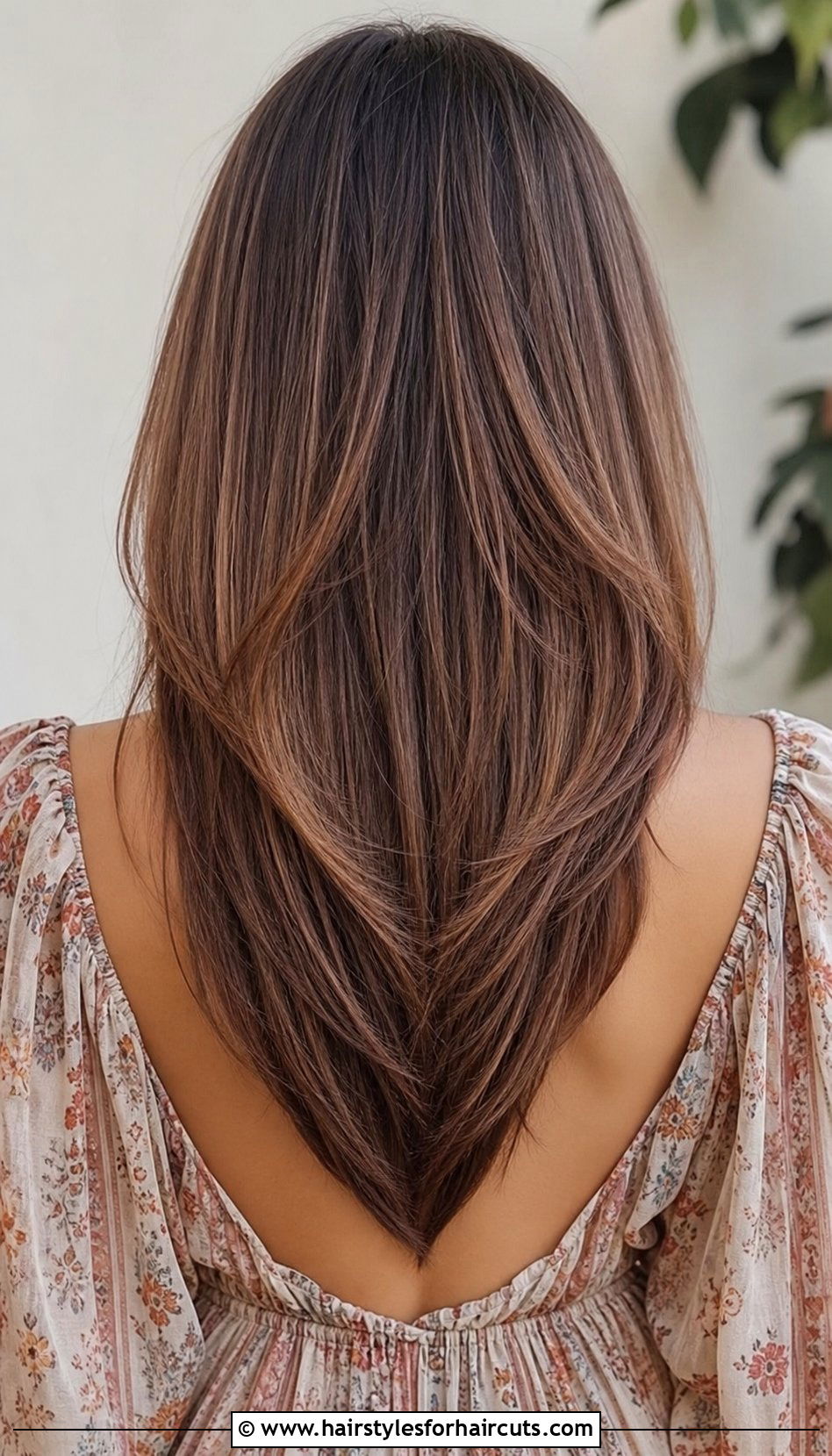 V Cut Long Hair - 25 elegant haircuts - 25 elegant haircuts