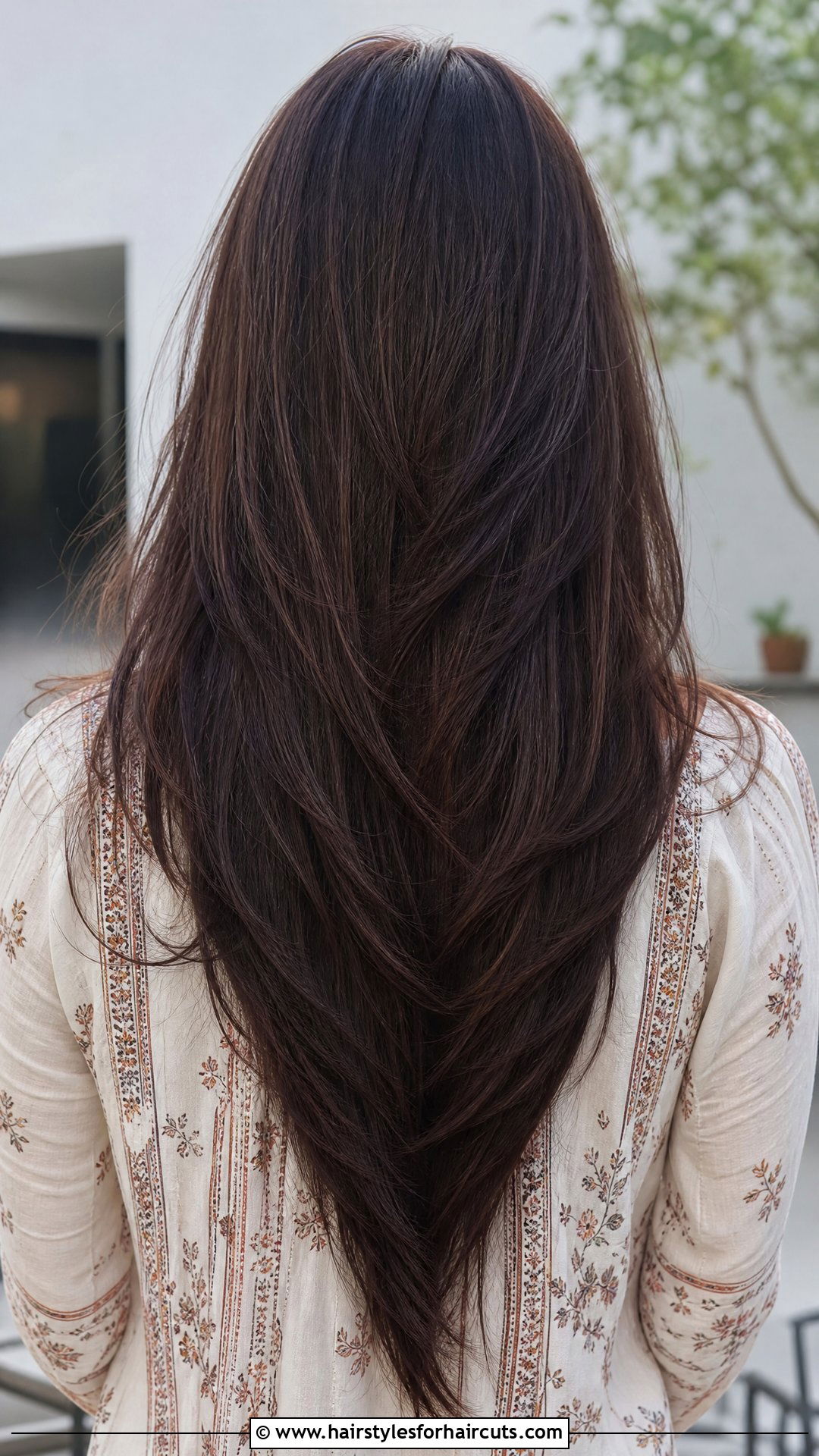 V Cut Long Hair Haircut - 25 get a haircuts - 25 get a haircuts