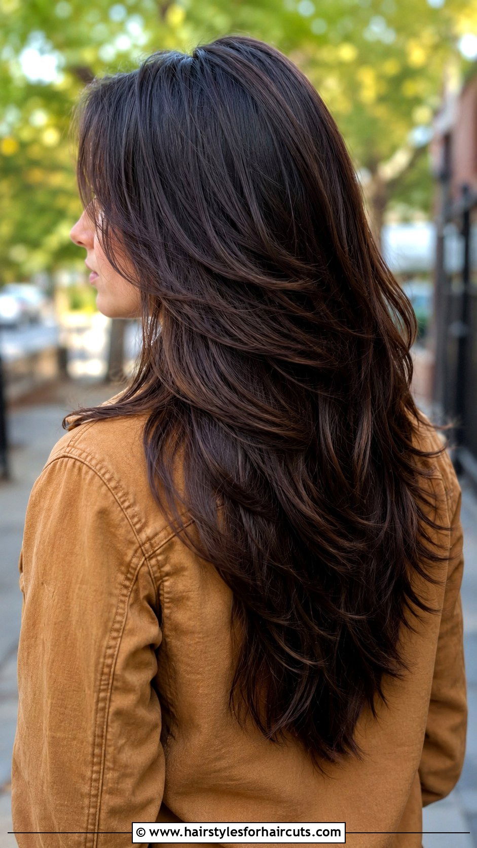 V Cut Long Haircut For Redheads - 25 haircuts for redheads with thick hair - 25 haircuts for redheads with thick hair