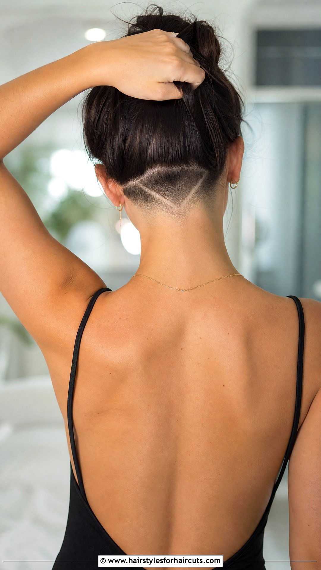 V Line Undercut - 25 undercut hairstyles for women - 25 undercut hairstyles for women