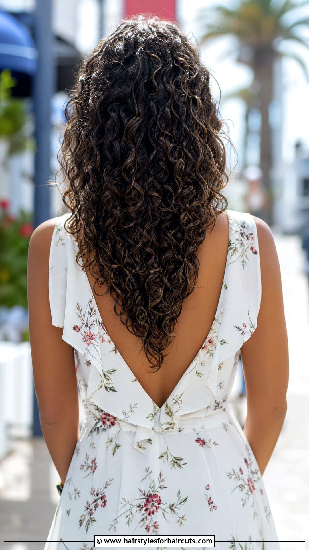 V Shaped Curly Cut - 25 curly haircuts nyc - 25 curly haircuts nyc