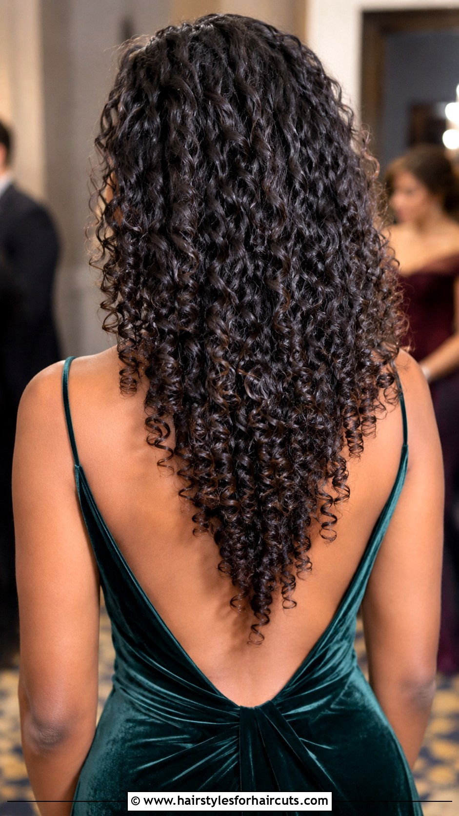 V Shaped Cut For Long 3b Hair - 25 best haircuts for 3b curly hair - 25 best haircuts for 3b curly hair