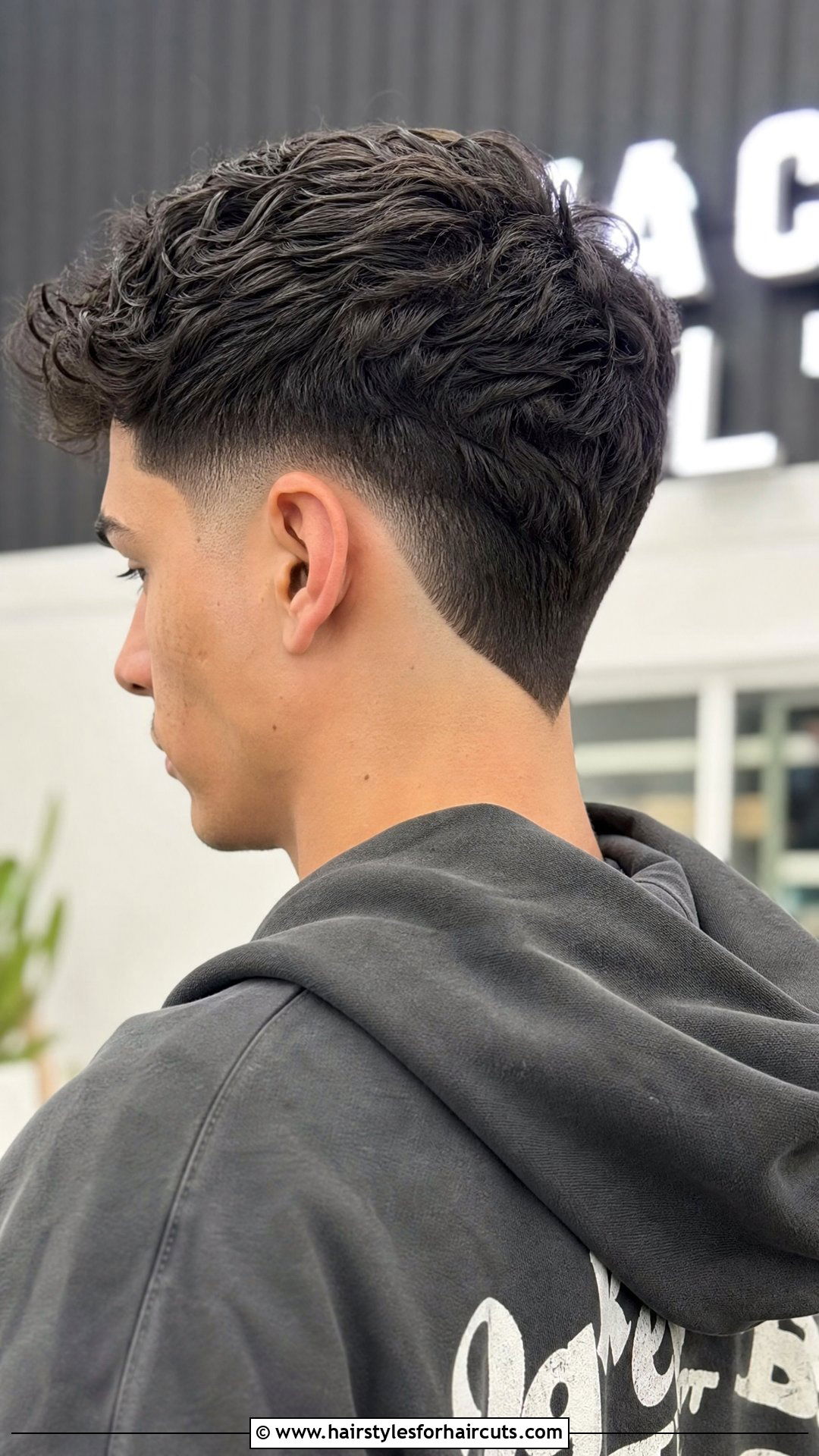V Taper Disconnected Cut - 25 v taper haircuts - 25 v taper haircuts