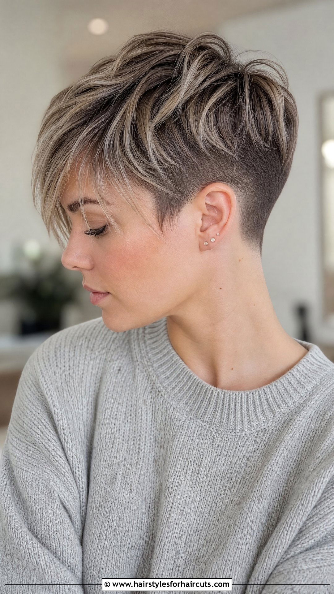 Very Short Pixie With Undercut And Long Bangs - 25 fine hair undercut very short pixie haircuts - 25 fine hair undercut very short pixie haircuts