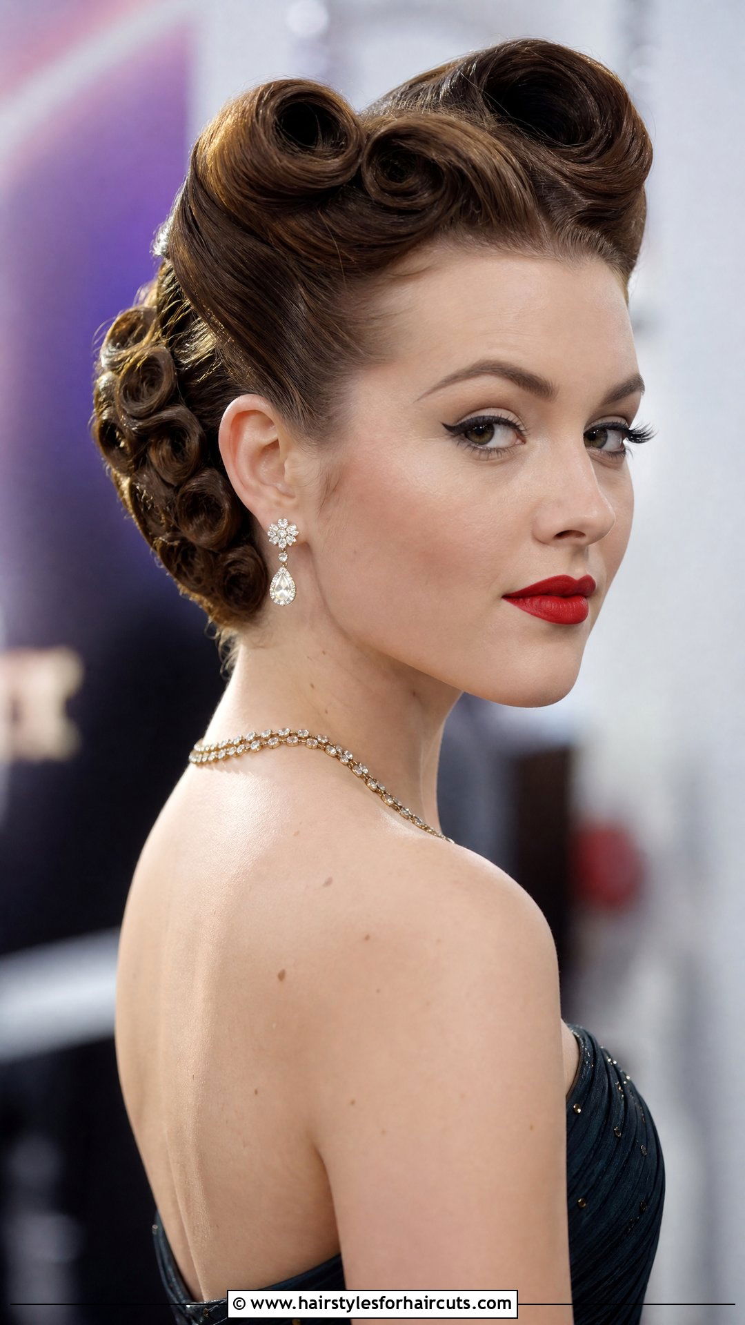 Victory Roll With Pin Curls - 25 victory roll hairstyles - 25 victory roll hairstyles