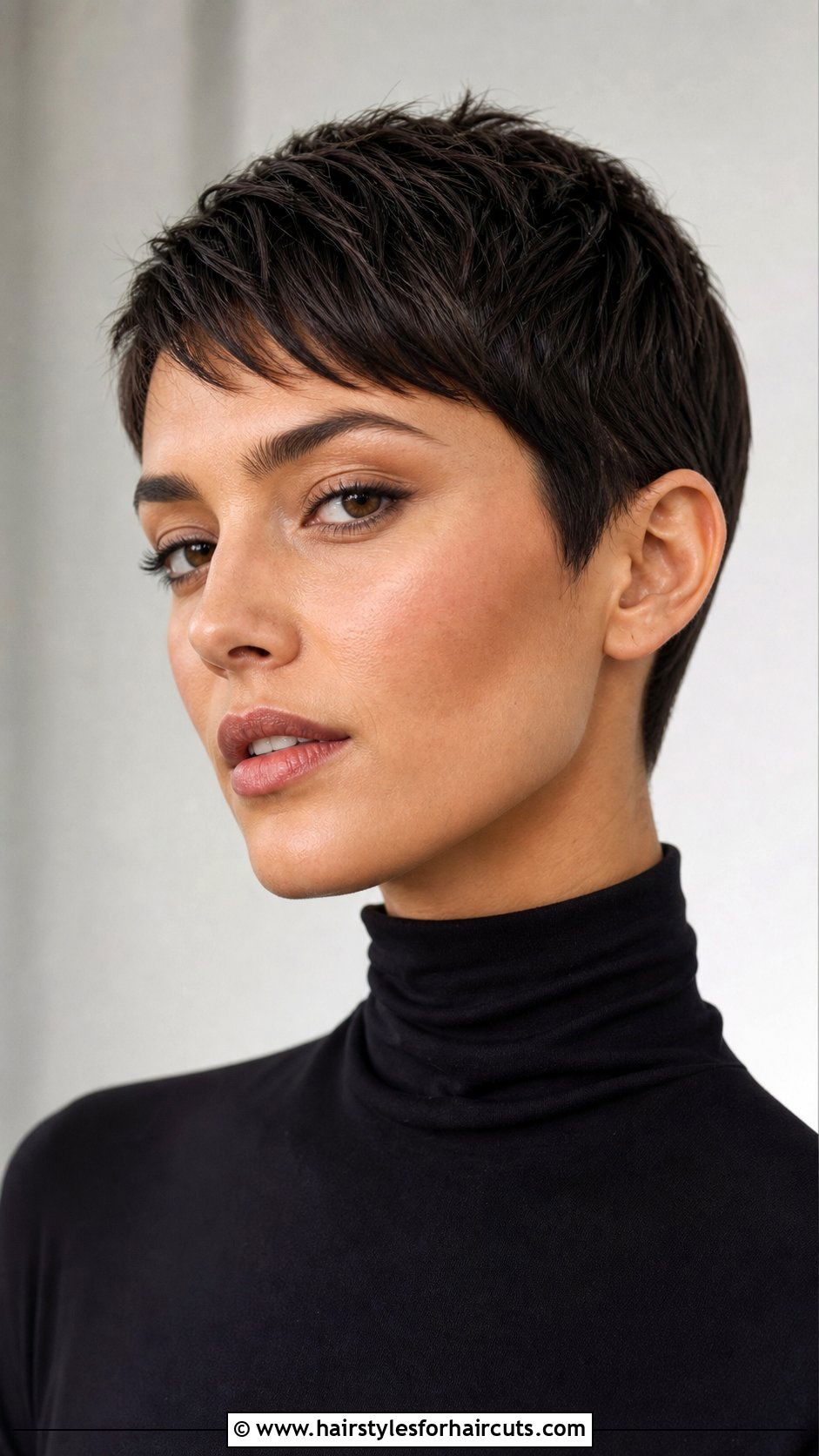 Vidal Sassoon Pixie Cut - 25 hairstyles in the 60s - 25 hairstyles in the 60s