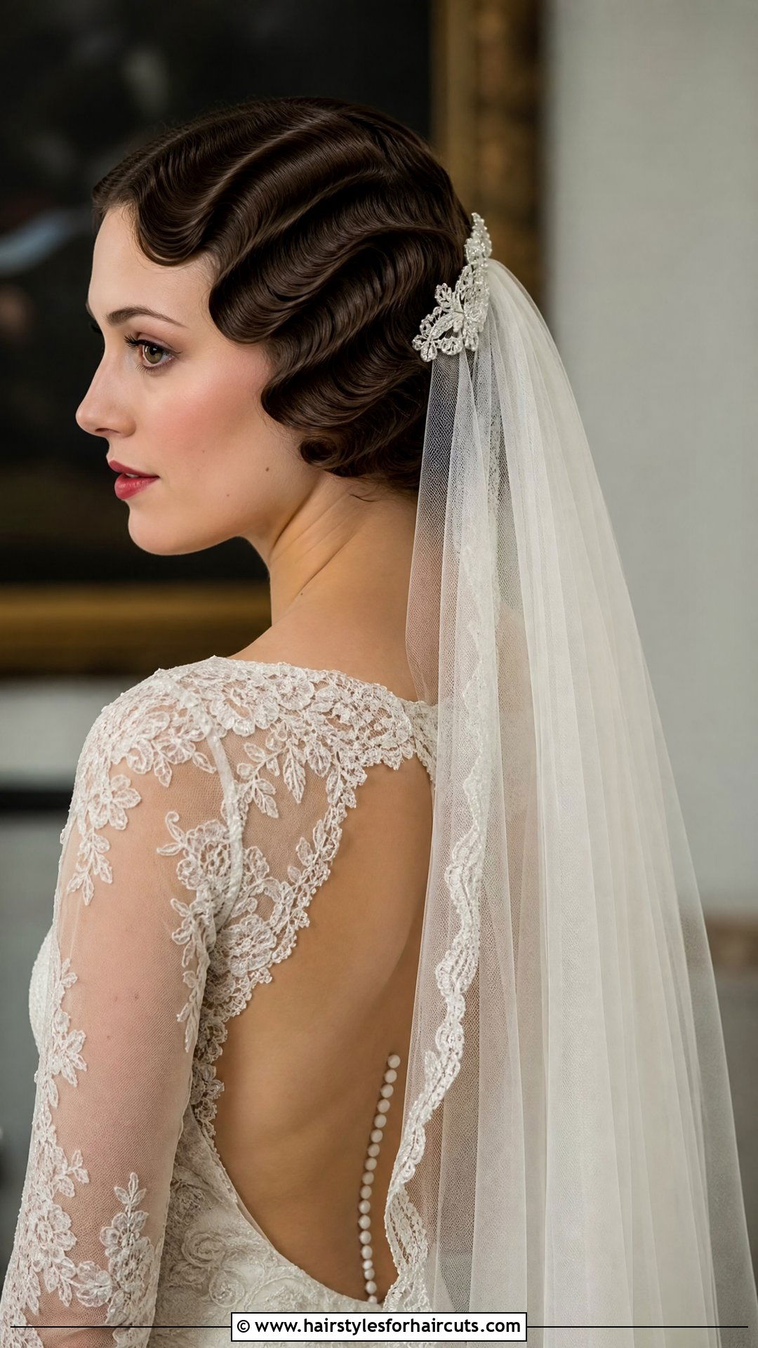 Vintage Finger Waves With Cathedral Veil - 25 wedding hairstyles for short hair with veil - 25 wedding hairstyles for short hair with veil