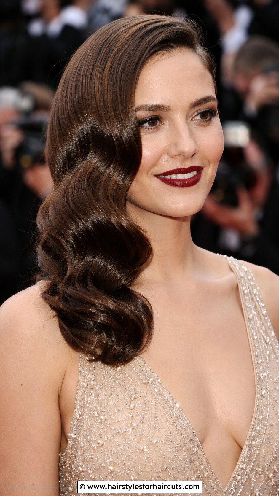 Vintage Hollywood Waves Hairstyle - 25 hairstyles wheel - 25 hairstyles wheel