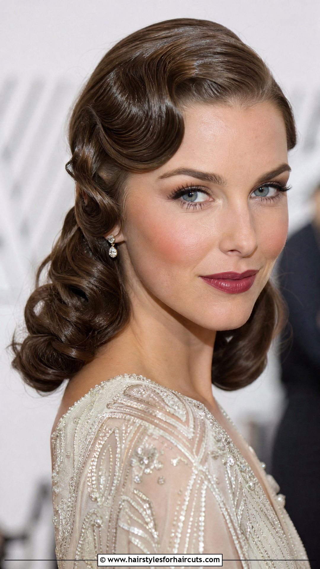 Vintage Waves Half Updo Wedding Hairstyle - 25 half updo wedding hairstyles for long hair - 25 half updo wedding hairstyles for long hair