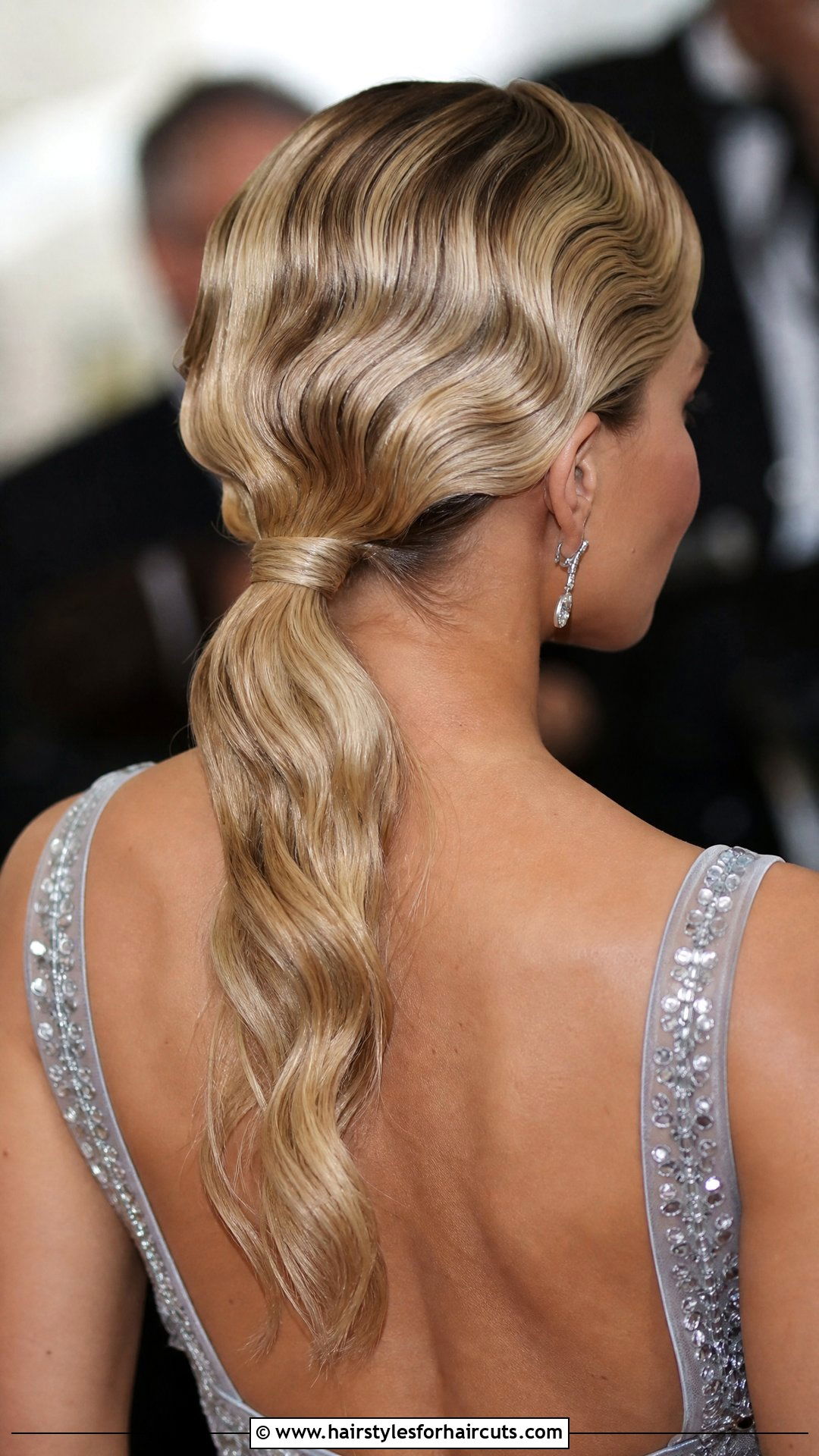 Vintage Waves Ponytail - 25 long hair ponytail hairstyles - 25 long hair ponytail hairstyles