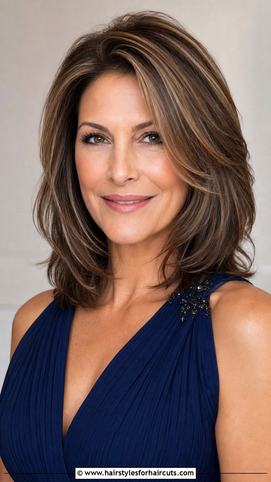 Volume Boosting Layer Haircut For Medium Hair - 25 layer haircuts for medium hair - 25 layer haircuts for medium hair