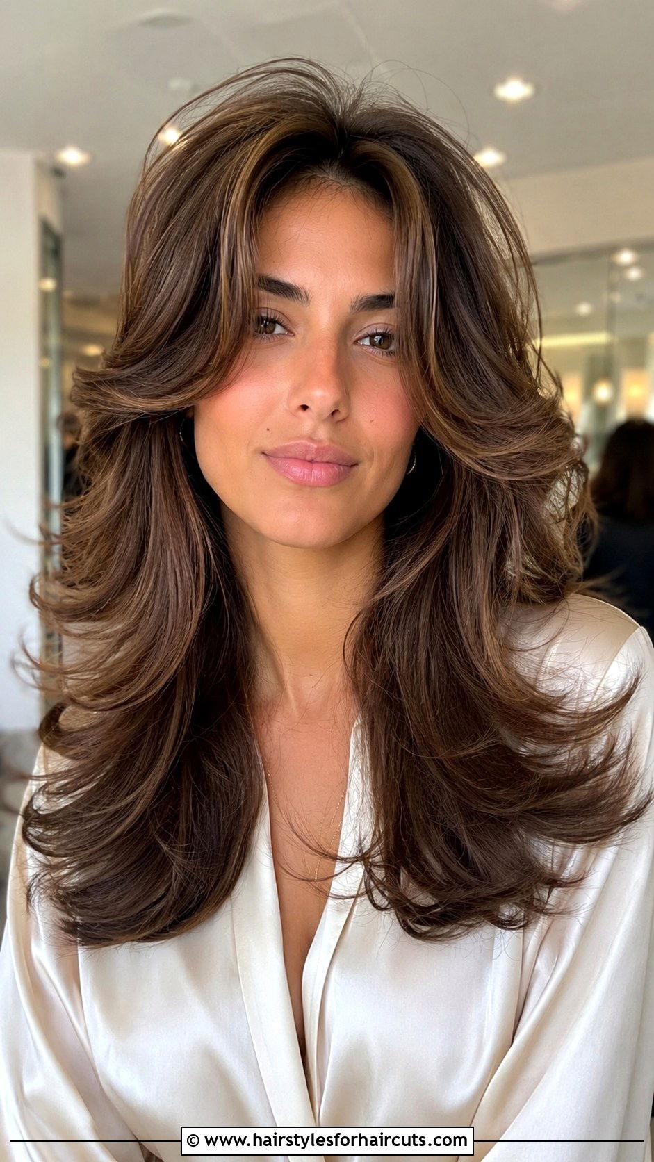 Voluminous Butterfly Cut - 25 butterfly haircuts for medium hair - 25 butterfly haircuts for medium hair