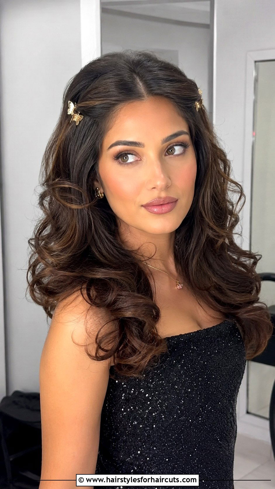 Voluminous Curls With Butterfly Clips - 25 90s butterfly hair clips hairstyles - 25 90s butterfly hair clips hairstyles