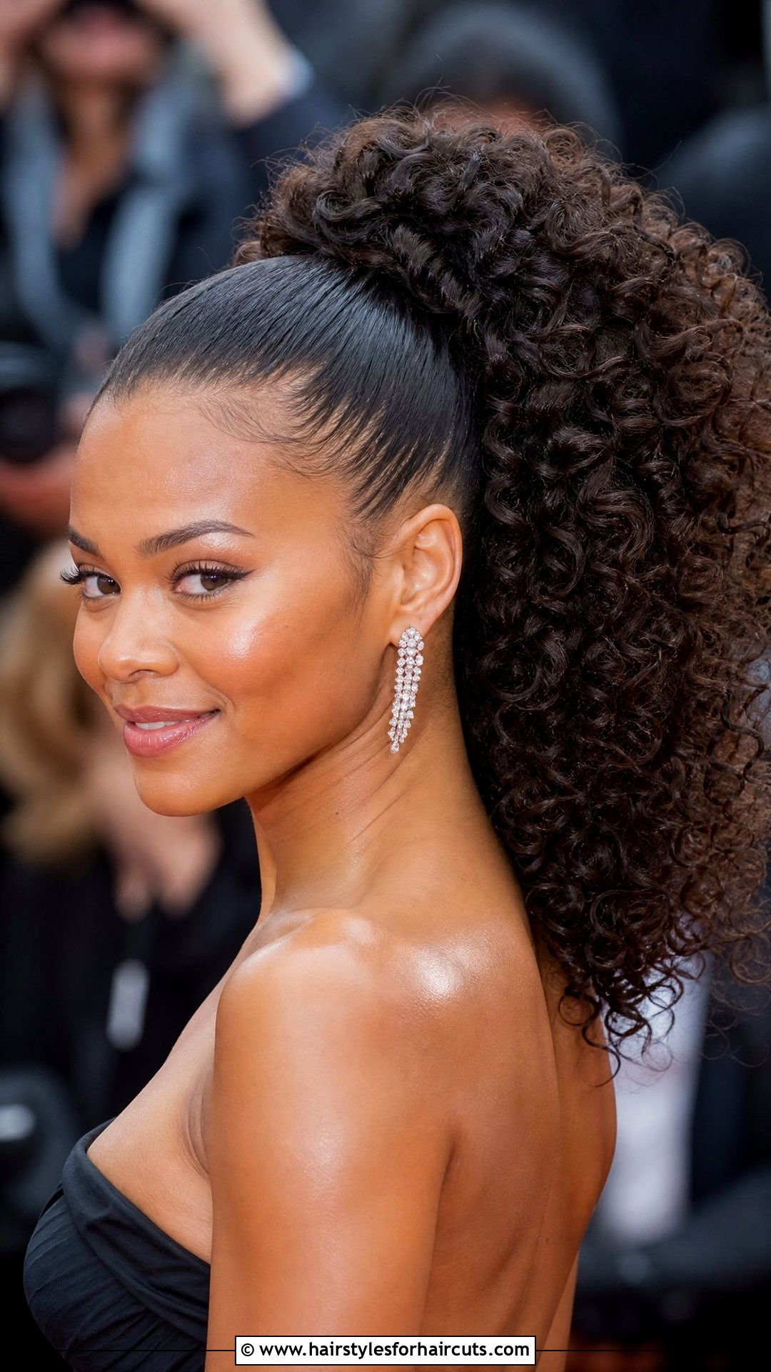 Voluminous Curly Ponytail - 25 hairstyles with curls - 25 hairstyles with curls