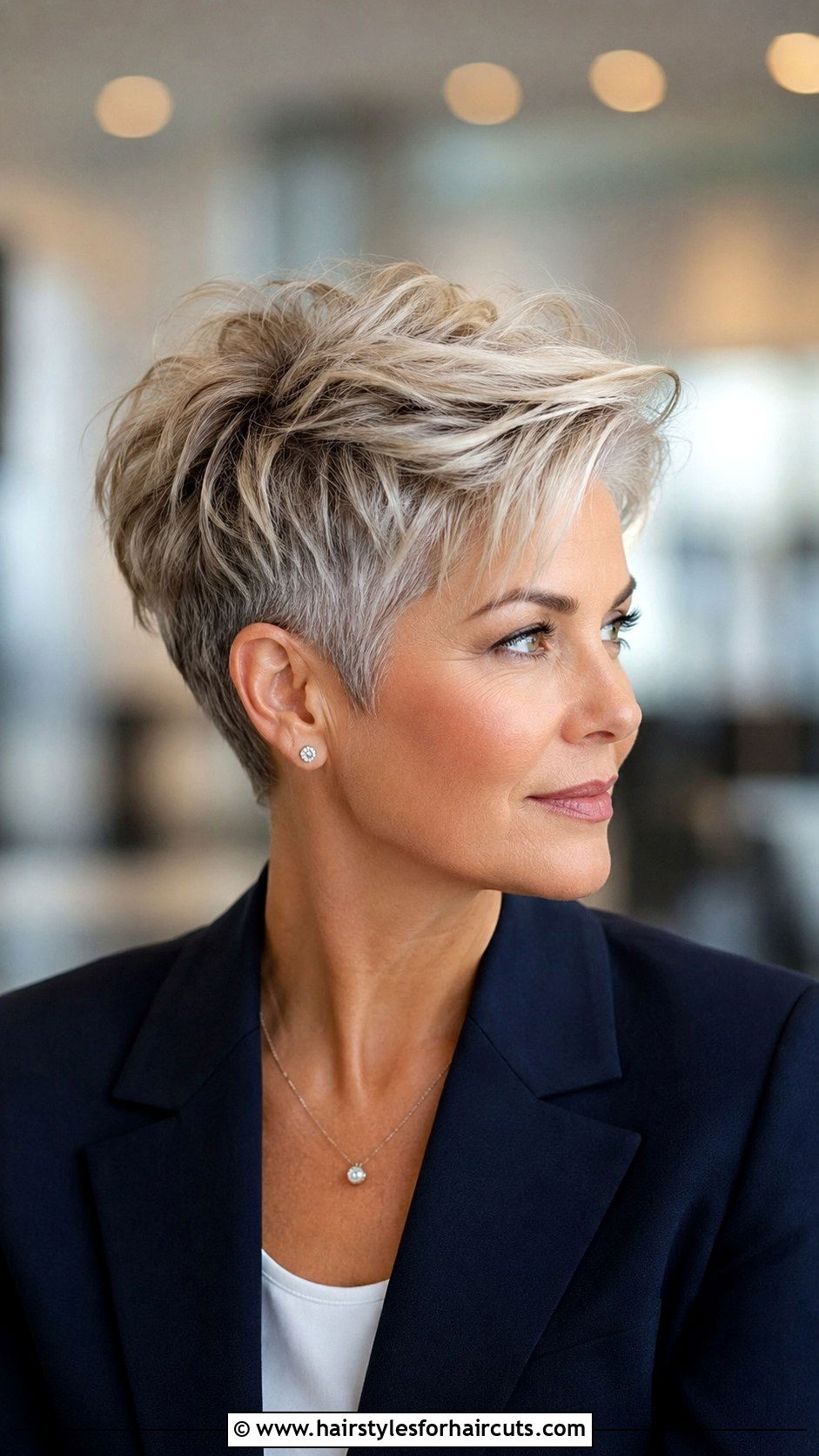 Voluminous Pixie Cut - 25 haircuts for double chin - 25 haircuts for double chin