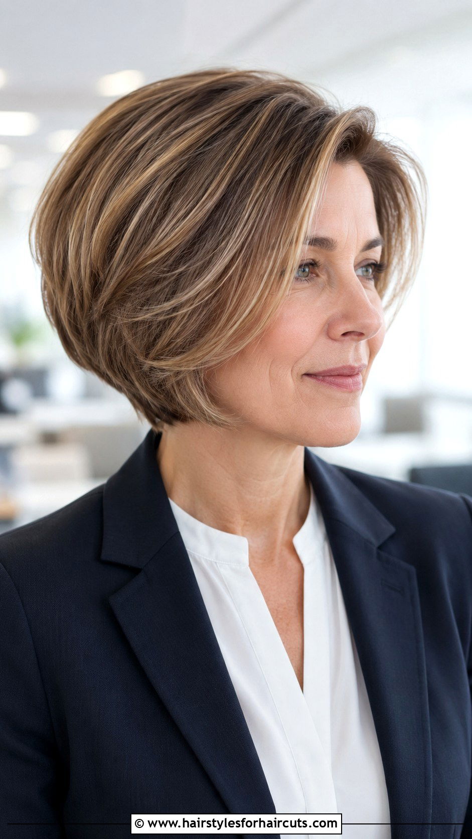 Voluminous Stacked Bob - 25 eager haircuts - 25 eager haircuts
