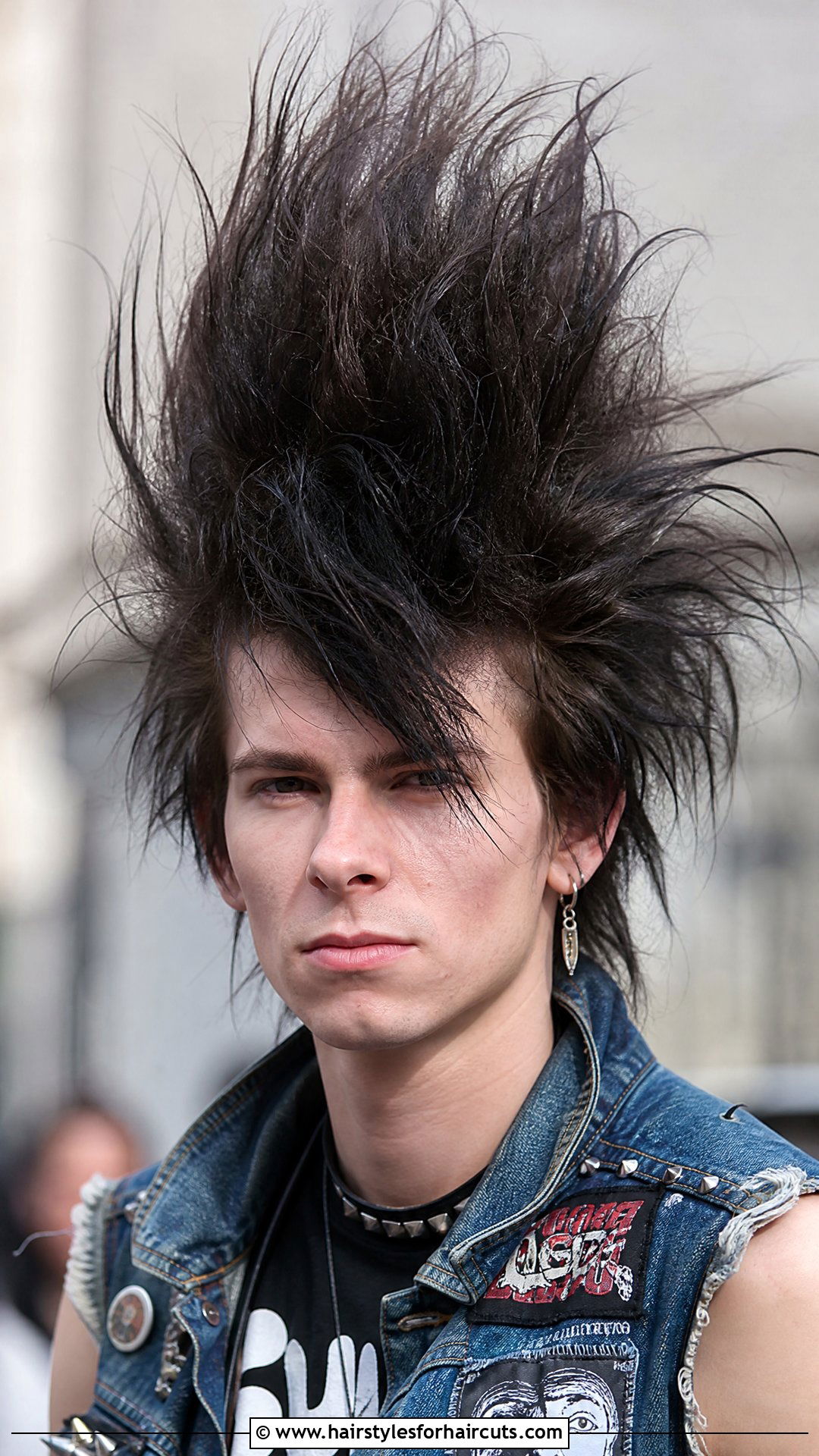 Voluminous Teased Punk Haircut - 25 punk haircuts for women - 25 punk haircuts for women